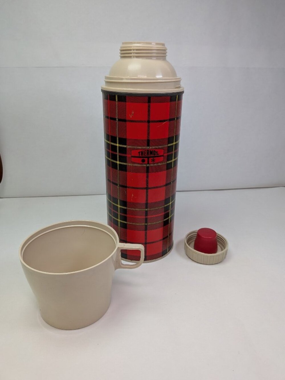 Vintage 1973 Red Plaid Thermos King-Seeley Vacuum Bottle 1/2 Pint Retro